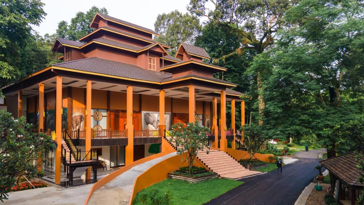 Phumontra Resort Накхоннайок Экстерьер фото
