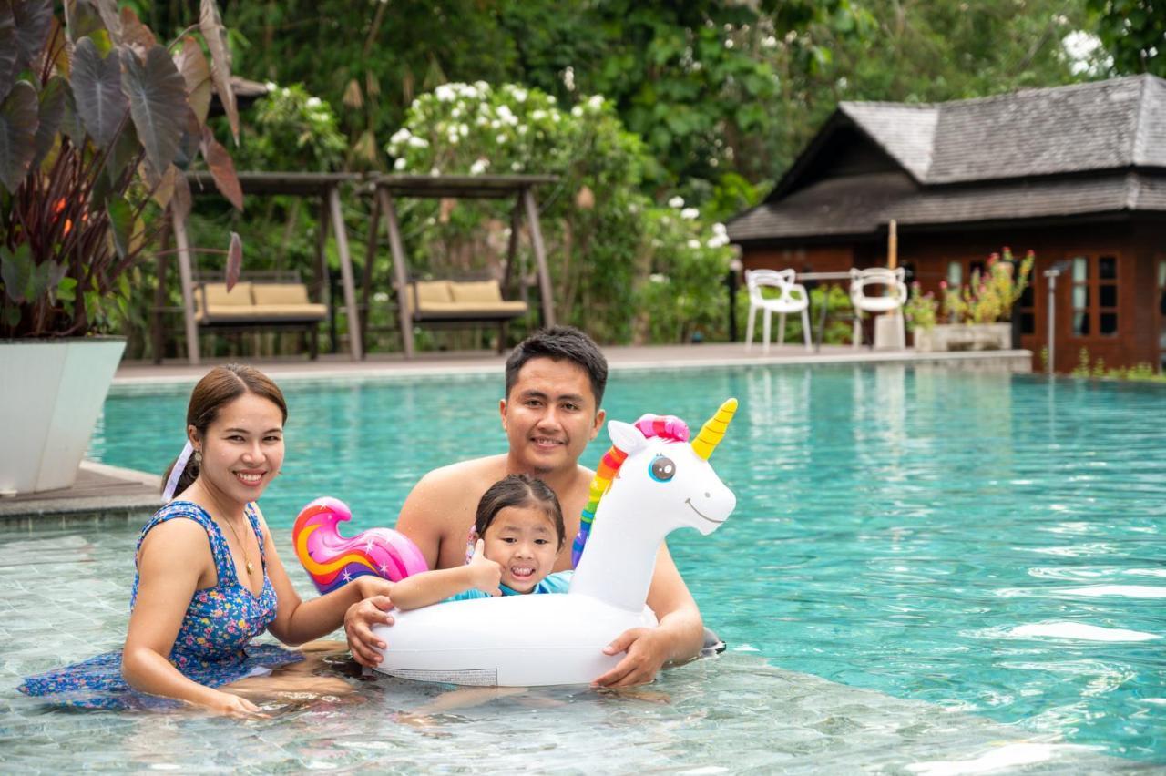 Phumontra Resort Накхоннайок Экстерьер фото